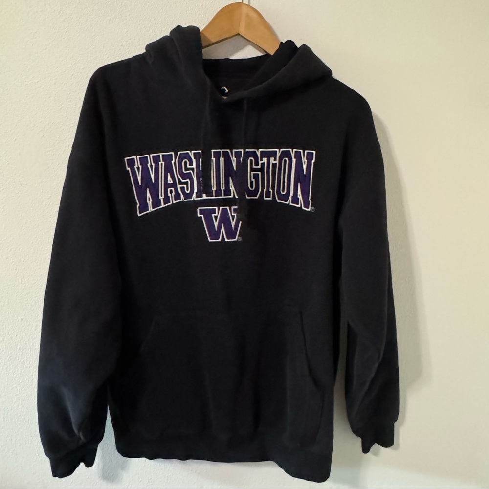 University of Washington Black Thermal Lined Hoodie Embroidered Patch Spellout-M